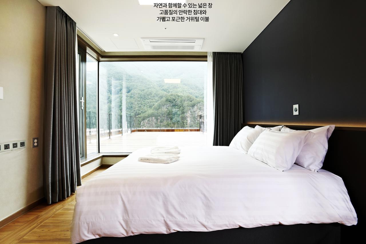 Pine Forest Jeongseon Alpine Resort Exterior foto
